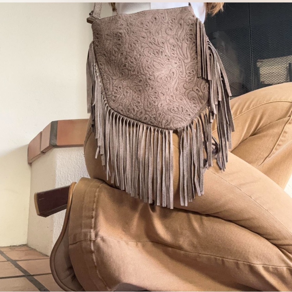 Genuine Fringed Suede Crossbody Bag in Taupe from Italy: Western bohemian